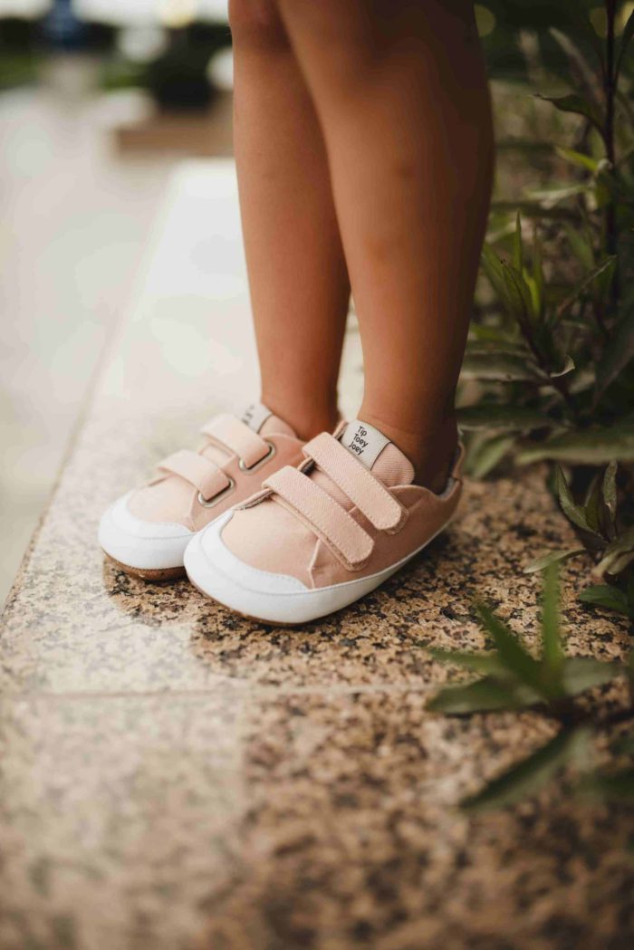 Tip Toey Joey - Bossy Green / Pink Canvas - Image 9